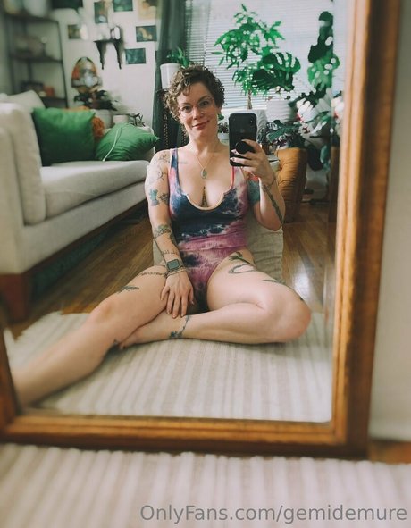 gemidemure pornstar nude img