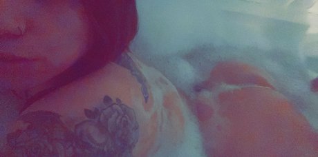 naynayswrld modèle magnifique photos