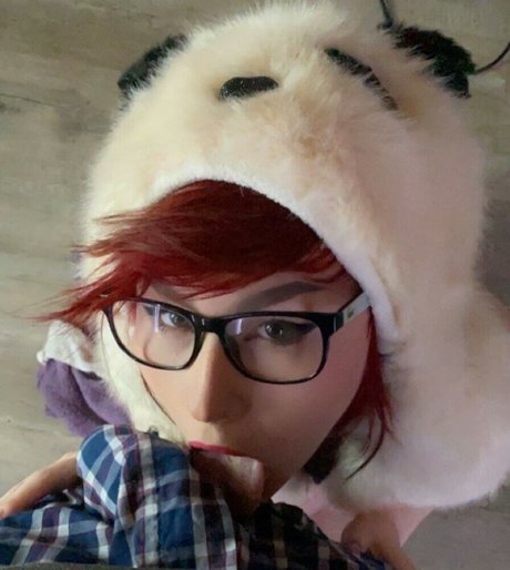 Yadisthantos buen modelo galería