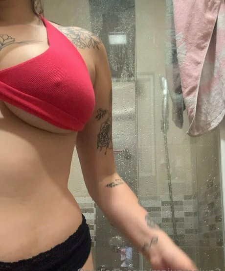 nixzusehen nudes star img