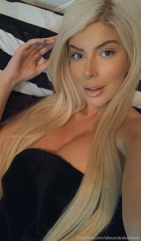 alexandrabunnyxo étoile gratuite des photos