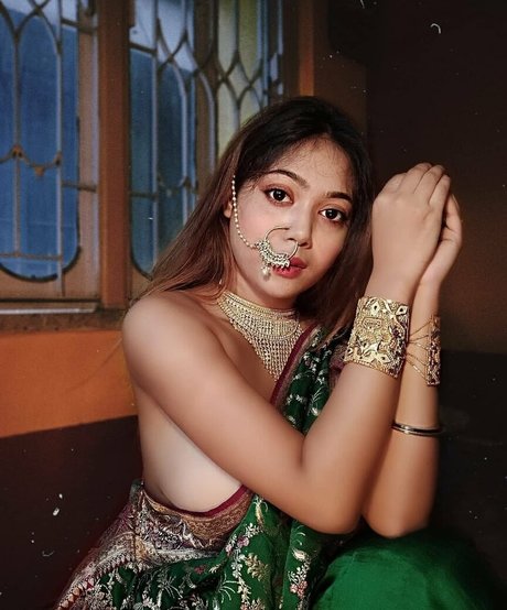 callmesherni estrella erótica galerías