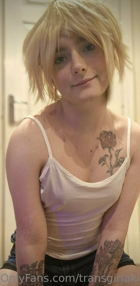 transgirlakira actriz atractiva foto