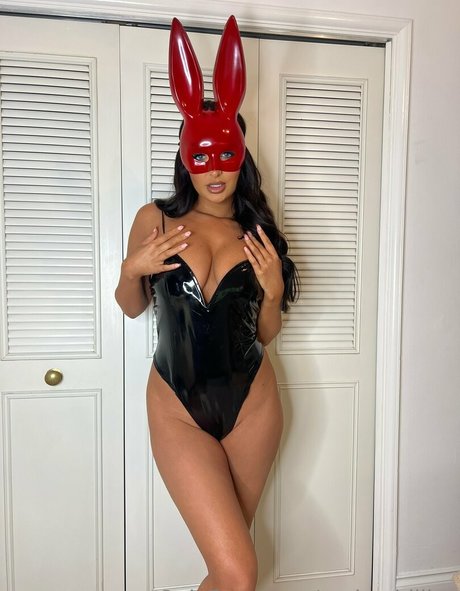 ambsphillips nude model pictures
