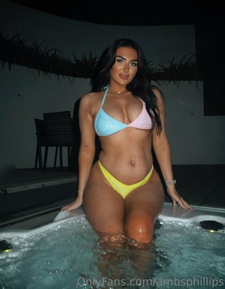 ambsphillips estrella desnuda foto