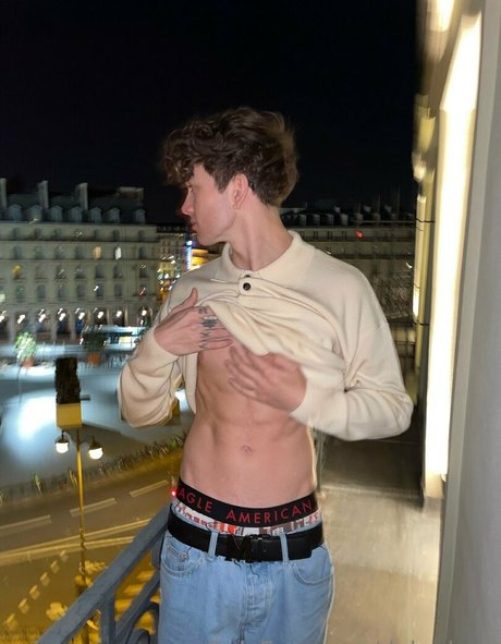 dakarluca star érotique photo