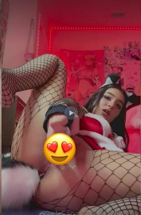 asian brunette onlyfans nudes photos