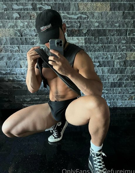 efureimu jolie star du porno galerie