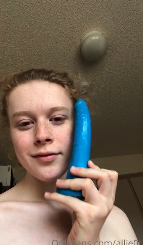 allie0t modèle sympa galerie