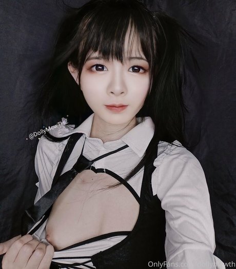 DollyMewTH modèle parfait photos