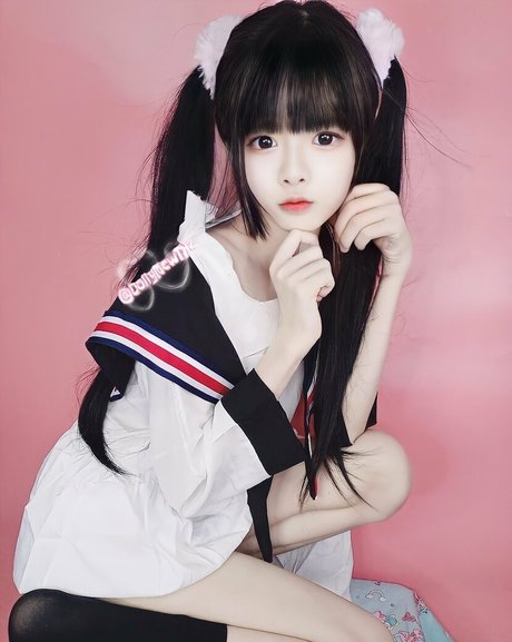 DollyMewTH modèle gratuit galerie