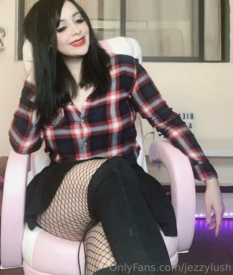 Jezzylush modelo bonita imágenes