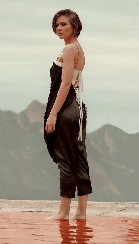 Lauren Cohan meilleure star du porno images