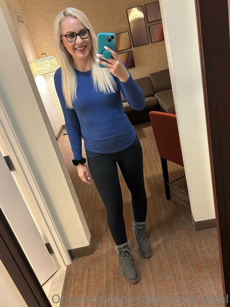 sophiaroseisreal estrella porno de arte imagen