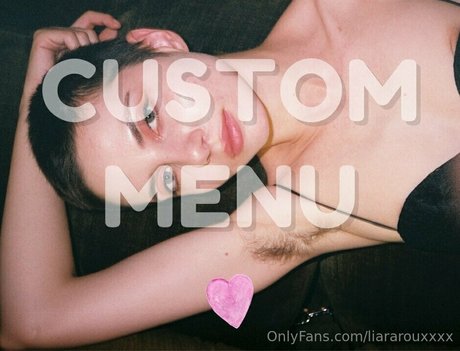 liararouxxxx modèle artistique image