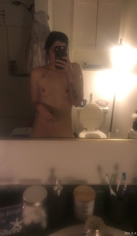 lex x x model naked galleries