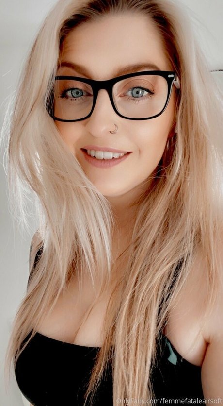 Femmefataleairsoft sex model pictures