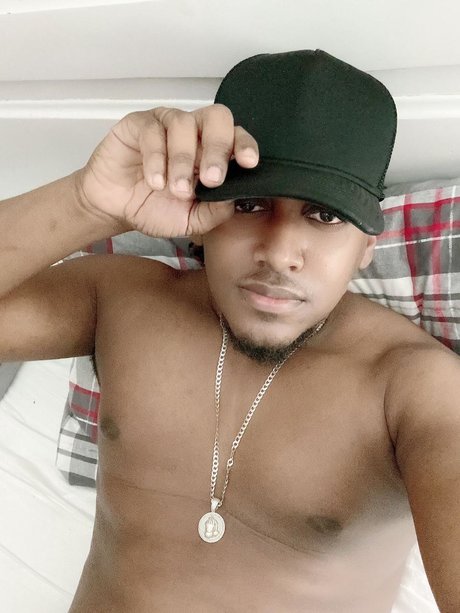 Michael Valdez de la rosa_ model free photos