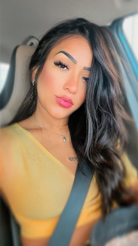 Mia Lee beautiful star picture