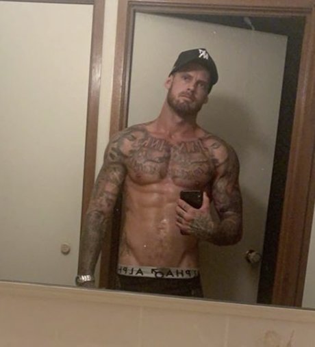 Benn pornstar art photos