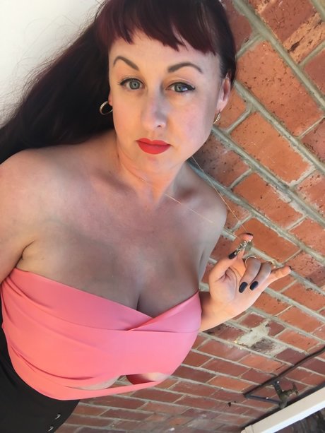 The Lady Cassandra free pornstar pictures
