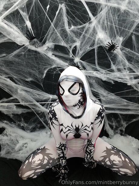 MintBerryBunny étoile érotique galerie