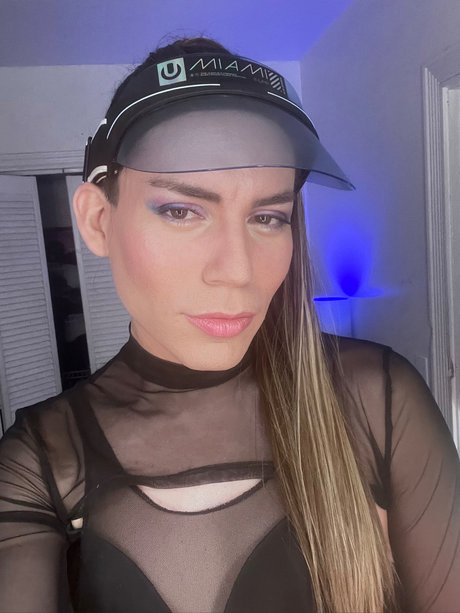 Mina Fimmel estrella erótica archivo