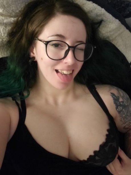 Caraphernelia nice pornstar gallery