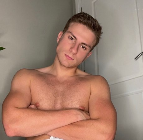 Handsome Hunk sexy star img