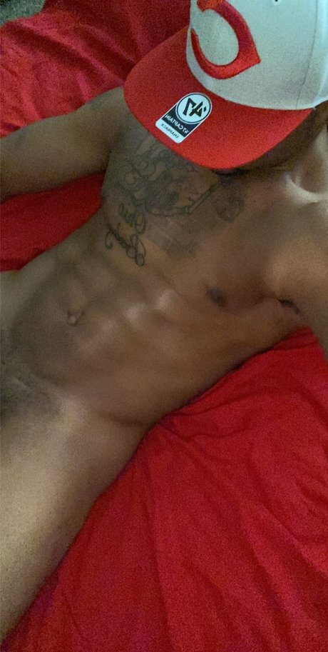 Aaron Bray star hot image