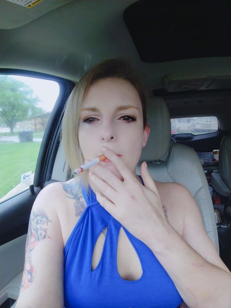 Mistress Annikaah arte estelar galerías