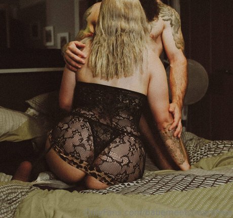 babemeetsbeardfree joli modèle image