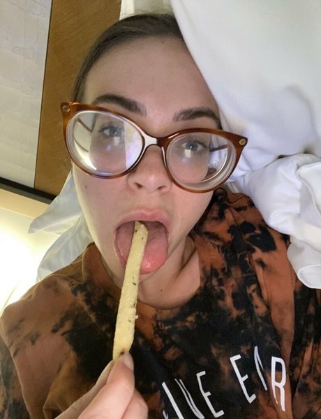 withlovesaraxo étoile img