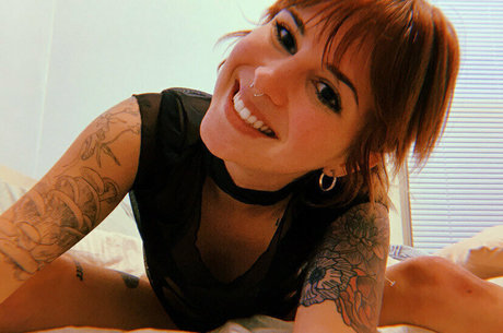 ella enchanted2 modèle pornographique collection