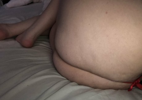 skinny model onlyfans nudes image