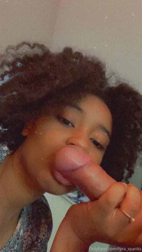 tyra spanks estrella del sexo imágenes