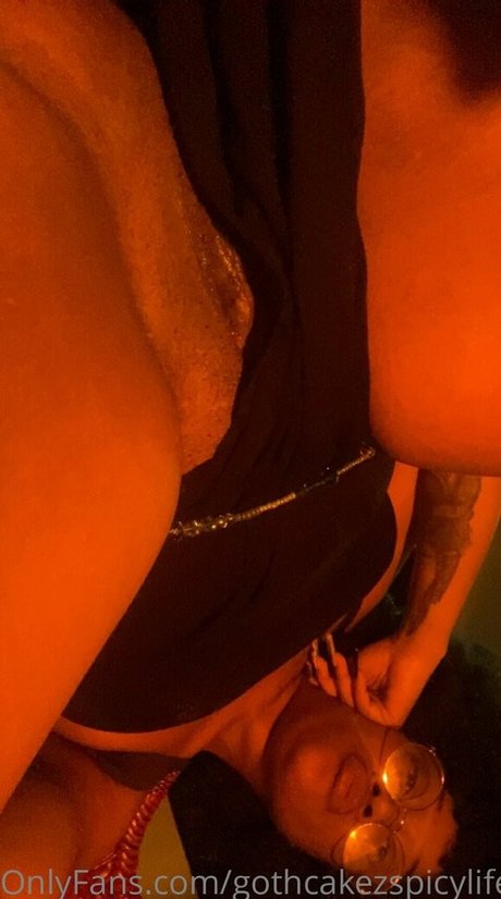 gothcakezspicylife modèles nus galerie