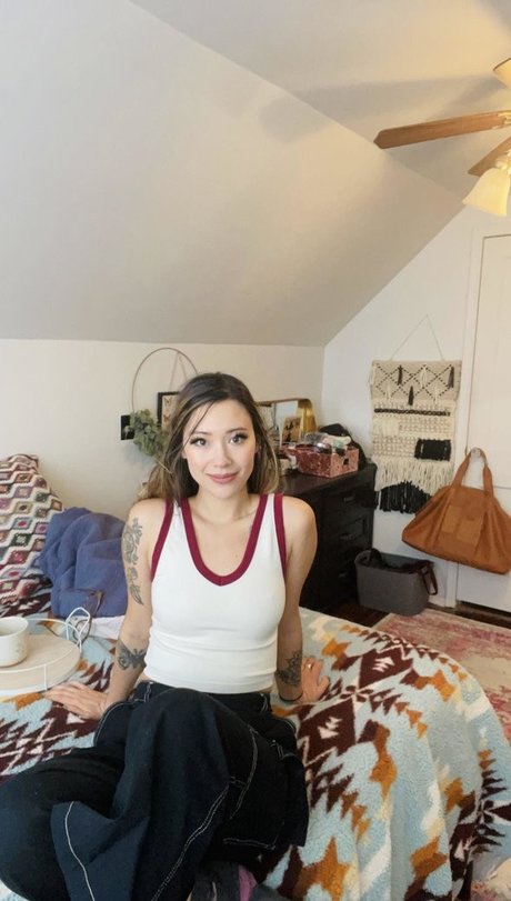 Laceyisanerd mannequin galerie