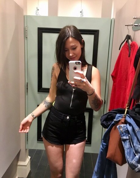 Laceyisanerd modèle gratuit des photos