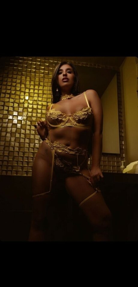 Amanda Chilelli modèle parfait photos