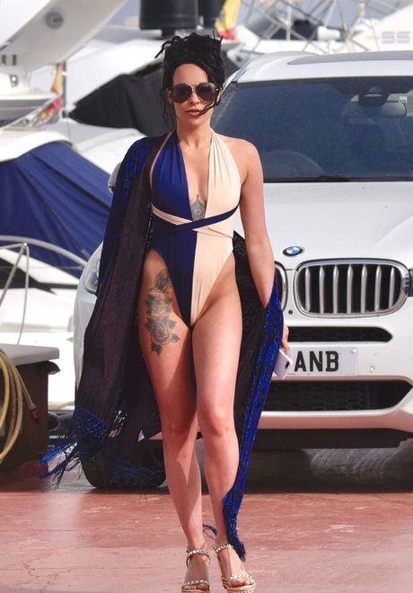 Stephanie Davis model high quality images