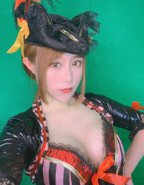 Uying estrella porno mejor foto