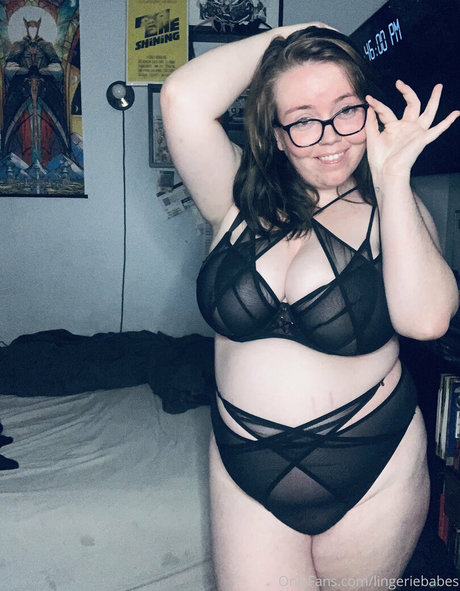 lingeriebabes estrella exclusiva fotos