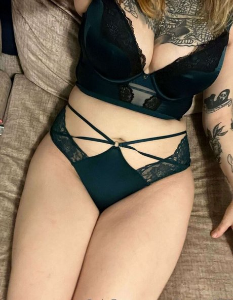 lleykt421 modelo adulto archivo