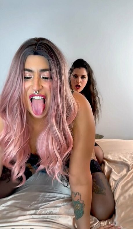 transnextdoor modèle exclusif images