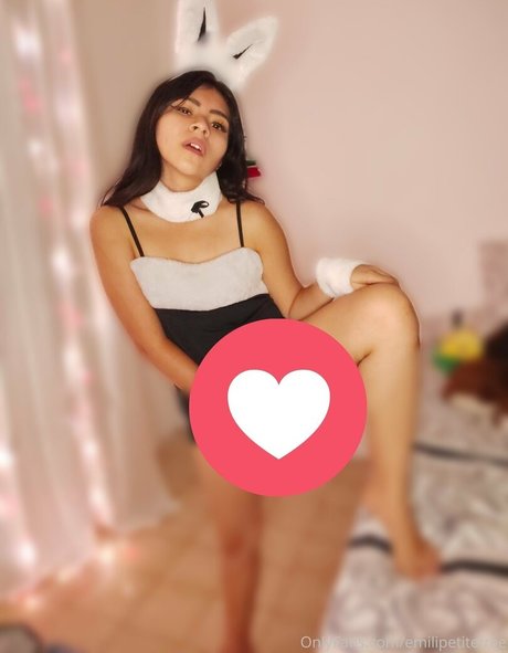 emilipetitefree star du porno sympa galerie