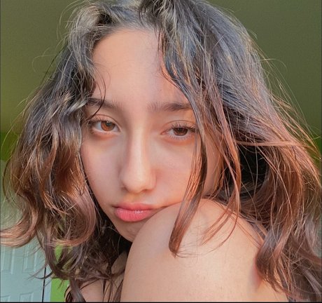 Sabrina Pezeshkian estrella porno sexy galerías