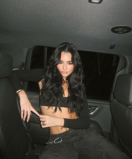 Indiana Massara modelo foto