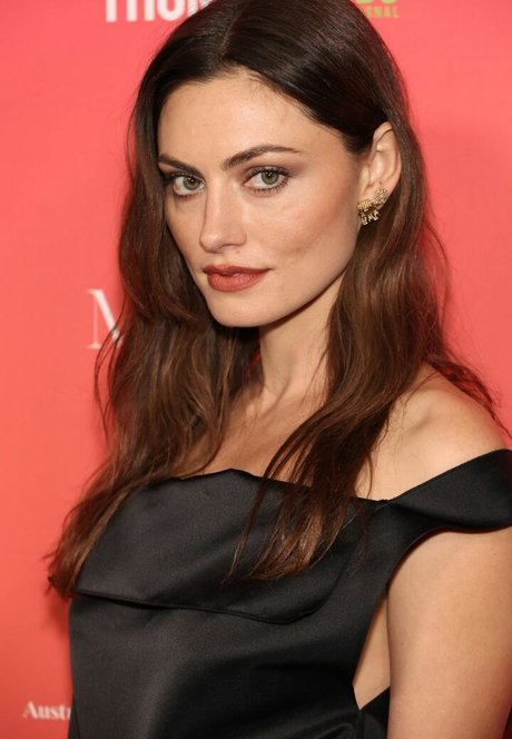 Phoebe Tonkin estrella caliente fotos