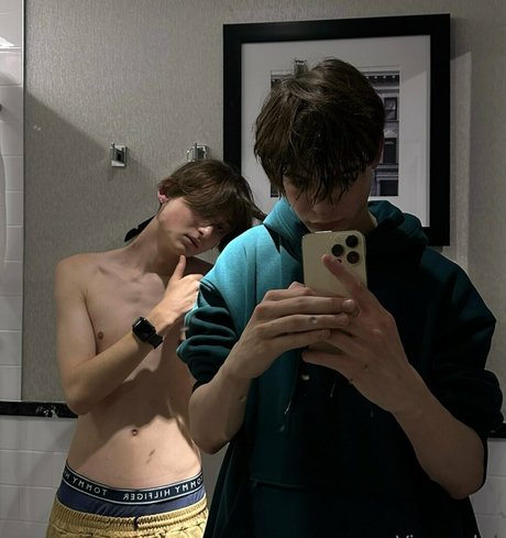 vipsasalex modèle nu photo